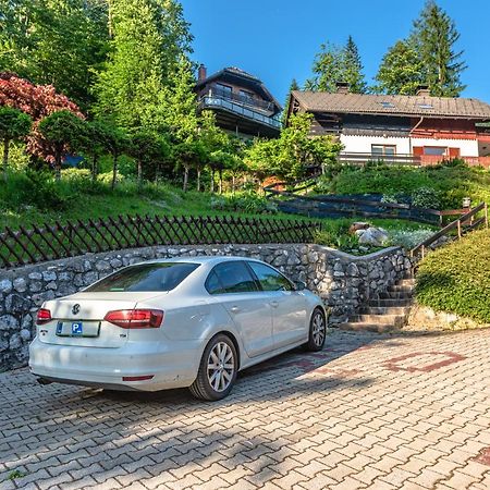 House Moose'T Getaway, Kranjska Gora Villa Buitenkant foto