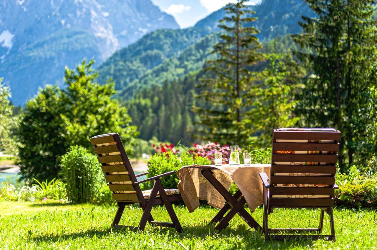House Moose'T Getaway, Kranjska Gora Villa Buitenkant foto